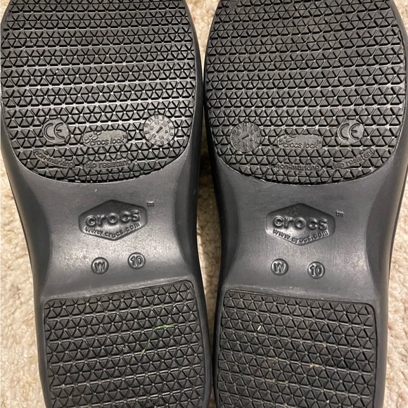 Crocs Mules (like new) - Picture 3 of 5